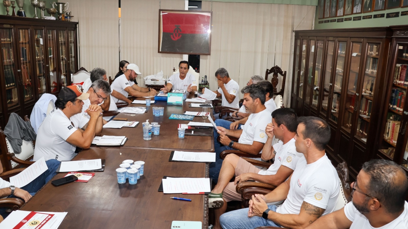 Posse aconteceu nesta segunda-feira, com a participação de toda a diretoria (Foto/Paulo Lúcio)