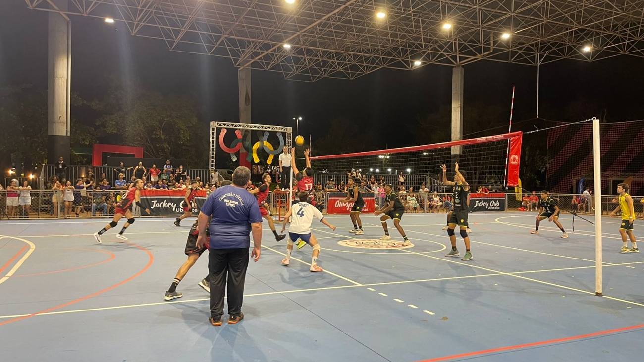 Foto Divulgação Em jogo acirrado, Praia Clube levou a vitória para casa
